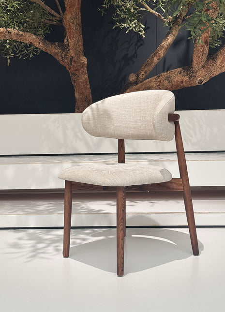 中古风实木餐椅高级感胡桃木色家用餐桌椅复古设计师靠背休闲餐椅