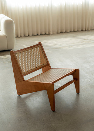 Kangaroo chair