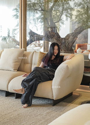 Moncloud Sofa