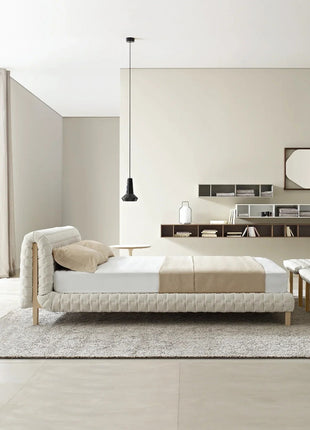 Ruche Bed