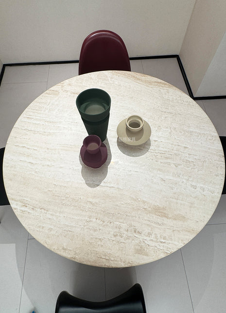Ultra White Natural Cave Stone Round Dining Table