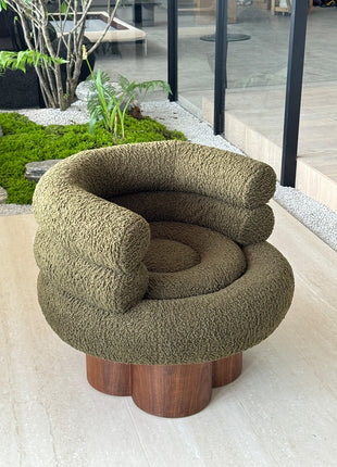 Cake Lounge Chair