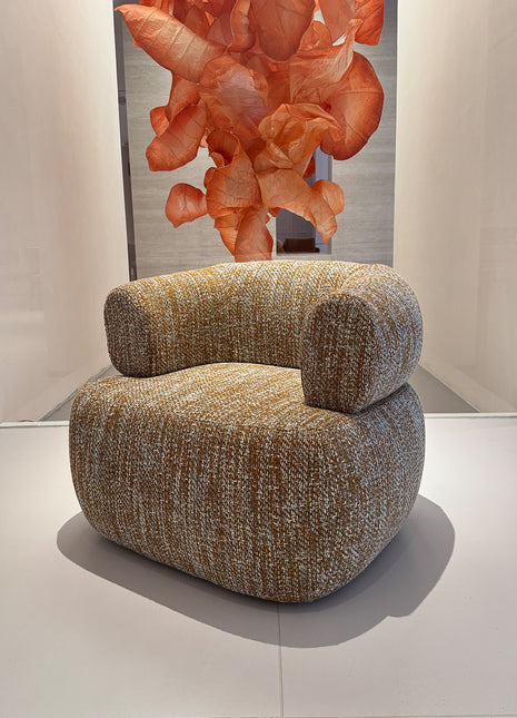 U-shaped Lounge Chair