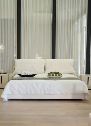 Nathalie Bed