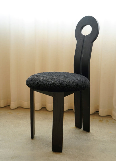 中古实木餐椅高级感黑色家用餐桌椅复古设计师靠背钥匙椅