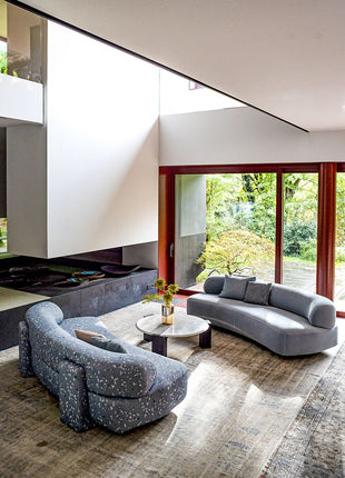 Gogan Sofa