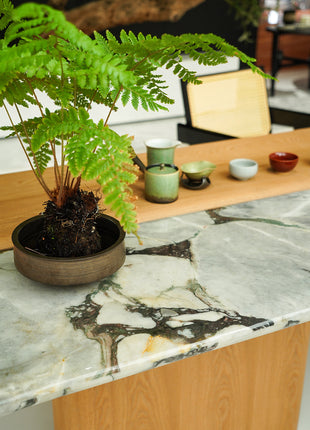 Bulgari Purple Tea Table