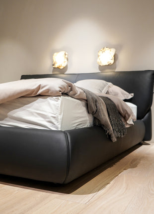 Avenue Bed