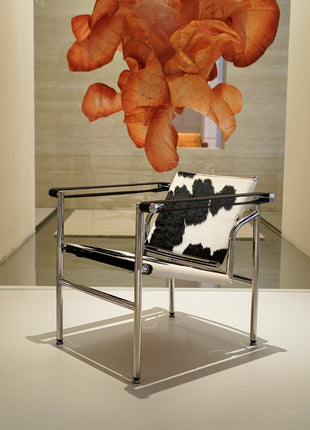 LC1 Chair