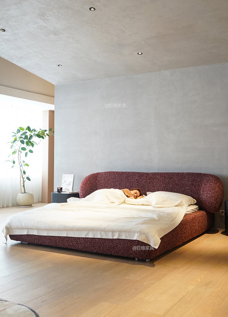 Hug Bed