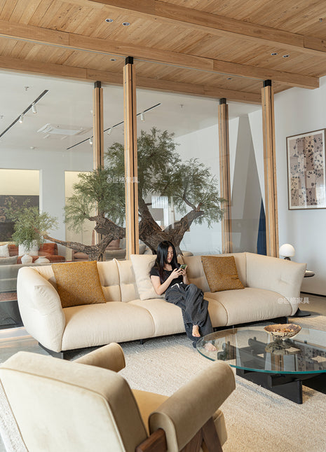 Moncloud Sofa