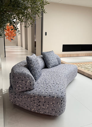 Gogan Sofa
