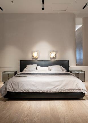 Avenue Bed