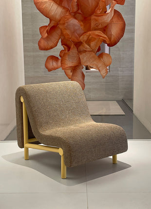 Curve Lounge Chair