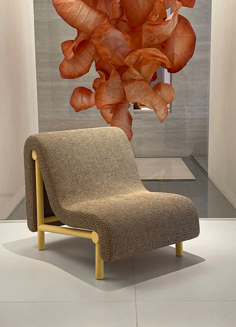 Curve Lounge Chair