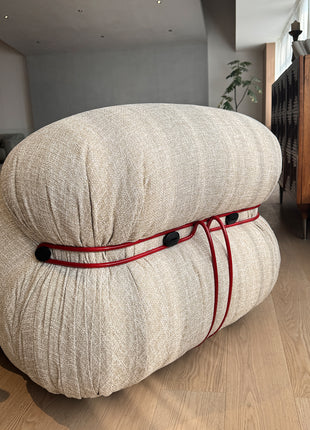 Soriana Lounge Chair(fabric)